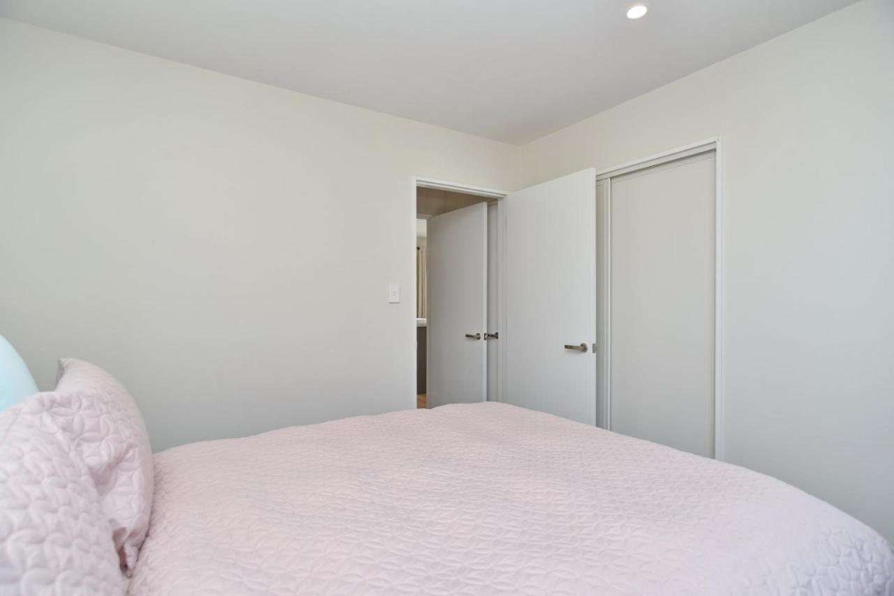 Thomas Townhouse - Christchurch Holiday Homes ภายนอก รูปภาพ