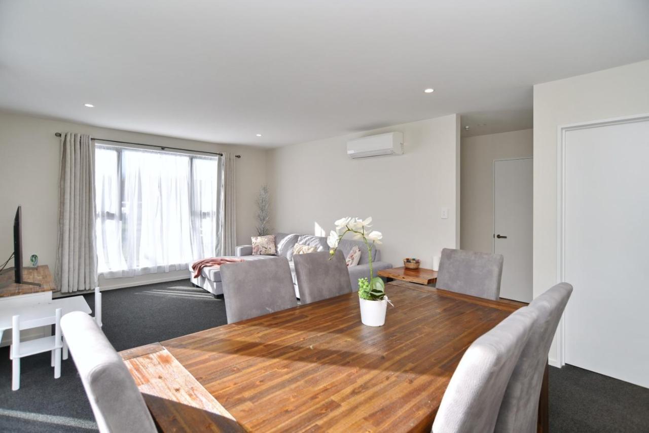 Thomas Townhouse - Christchurch Holiday Homes ภายนอก รูปภาพ