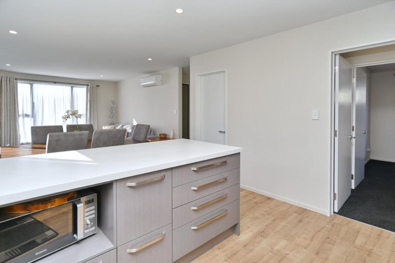 Thomas Townhouse - Christchurch Holiday Homes ภายนอก รูปภาพ